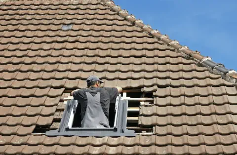Pose de velux - Saint-Pierre-le-Moûtier